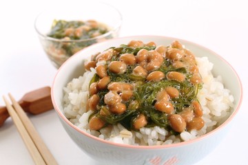 めかぶ納豆ご飯