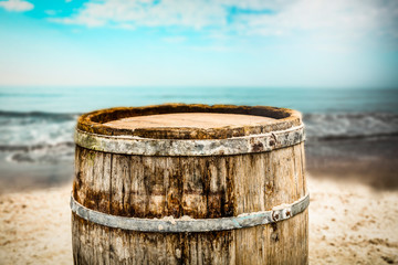 Naklejka premium Barrel background on beach and summer landscape of sea 