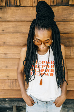 Portrait of a stylish african american woman