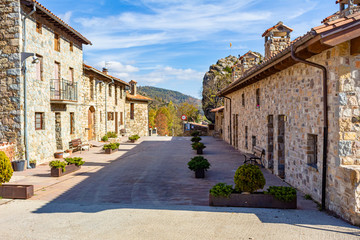 Fototapeta na wymiar Square of the village of La Roca de Palanca