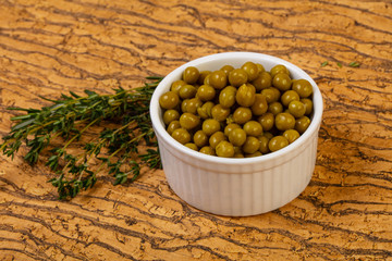 Marinated green peas