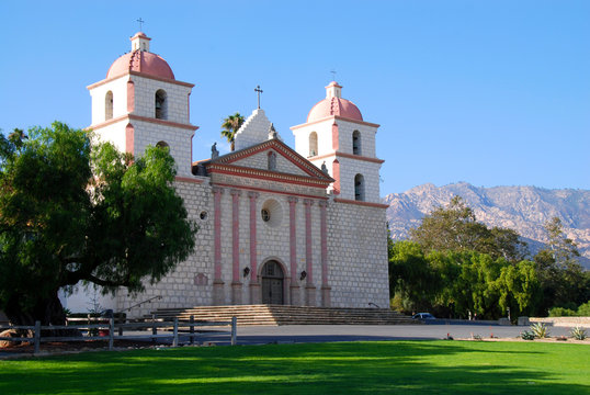 Mission Santa Barbara with Santa Ynez Mountains in the background