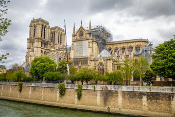 Obraz premium Notre Dame de Paris after fire. Reinforcement work in progress after the fire, to prevent the Cathedral to collapse, Paris