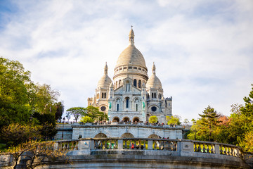 Fototapeta premium Basilica Sacre Couer at Montmartre in Paris, France