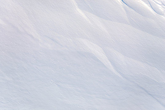 Winter ski traces