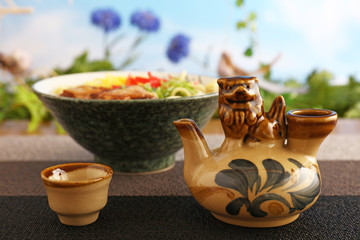 沖縄そばと泡盛