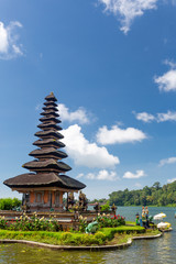 Fototapeta na wymiar Ulun Danu Beratan temple in Bali