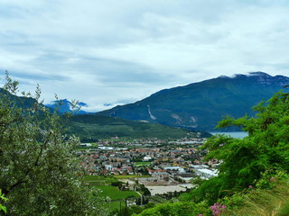 Fototapeta na wymiar Italian Alps-view of the Riva del Garda
