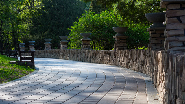 Assiniboine Garden Park