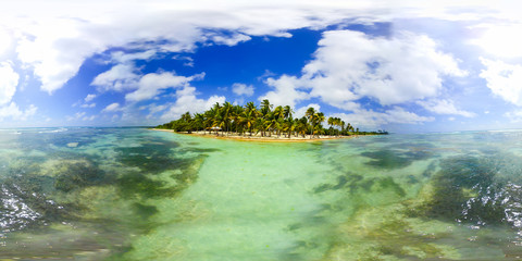 360 degrees view of Bois Jolan beach in Guadeloupe