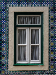 Traditionelles portugiesisches Fenster
