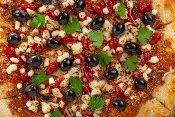 pizza,pizza slice olives,friends home beer,pizza top,pizza flour top view,pizza slice angle,pizza slice top view,fresh ingredients pizzapizza backgrounds,pizza slice top,food ingredient,pizza on wood 