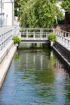 Freising - kanalisierte Moosach in der Fischergasse