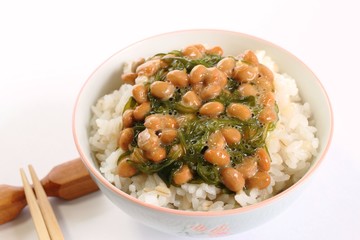 めかぶ納豆ご飯
