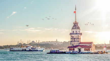 Naklejka premium Wieża Leandra w Stambule, Turcja (KIZ KULESI - USKUDAR)
