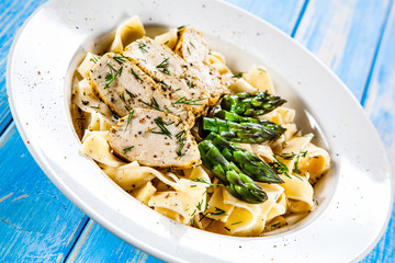 Pasta, white sauce and vegetables