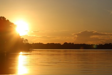 Pôr-do-sol Amazônico