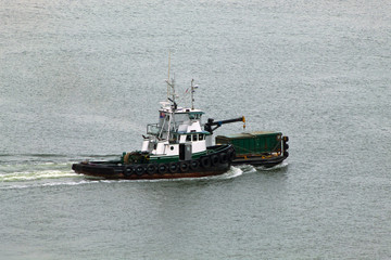 ship with a crane on the ocean © Jimena