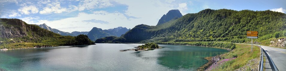 Fototapeta premium Norway's crossing