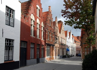 Fototapeta na wymiar Old medieval street in Bruges, Belgium