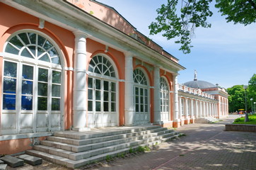 Obraz premium Moscow, Russia - may 20, 2019: Northern service building (greenhouse) in Vorontsovo manor (Vorontsovo Park)