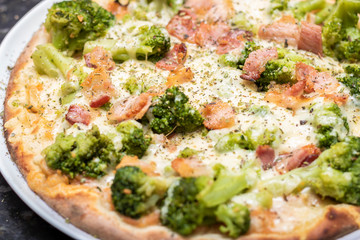 Delicious ready-to-eat pizzas