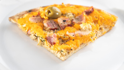 Delicious ready-to-eat pizzas