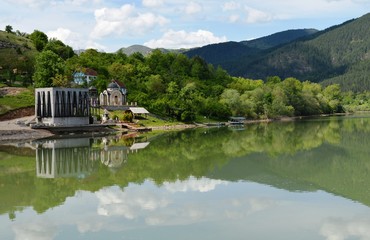 Obraz premium reflection of coastline in the lake