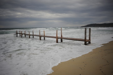 Fototapeta premium Holzsteg am Strand