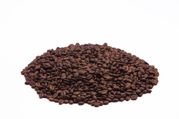 A group of roasted coffee beans isolated