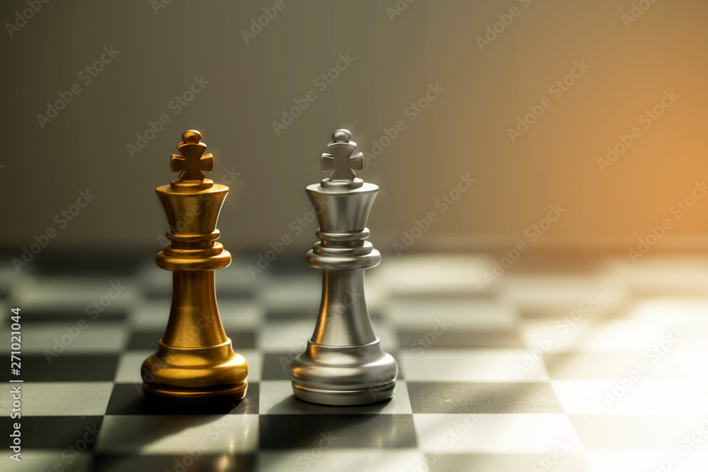 Poster King chess game on chessboard with black background. Business and teamwork concept