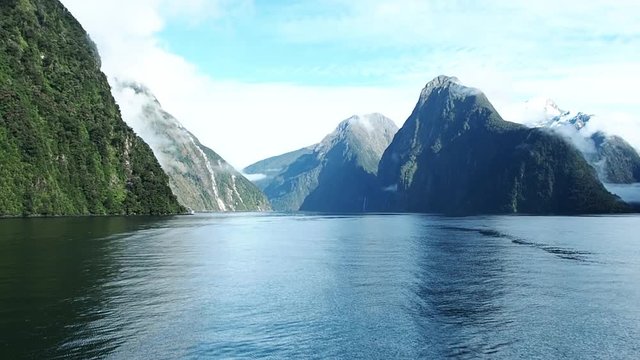 Milford Sound Fjordland, New Zealand, South Island, NZ