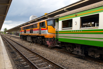 Fototapeta na wymiar Bangkok, Thailand : 2017 June 26 - Train to transport people from train station , Bangkok train station or Hua Lamphong Railway Station at Bangkok.