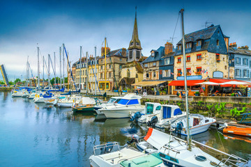 Admirable medieval cityscape with harbor and boats, Honfleur, Normandy, France - obrazy, fototapety, plakaty