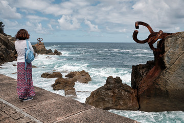 Fototapeta premium Peine del Viento tourist place in San Sebastian, Basque Country, Spain