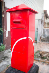 red mail box