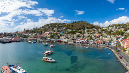 Fototapeta na wymiar St. George, Grenada von oben