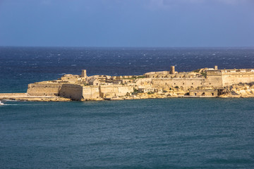Fototapeta na wymiar view of the city in Malta