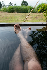 今すぐ脱毛したい毛深い脚