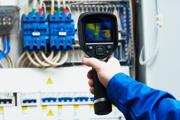 thermal imaging inspection of electrical equipment - obrazy, fototapety, plakaty