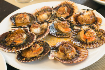 queen scallops dish