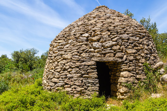 old bories preserved in Provence