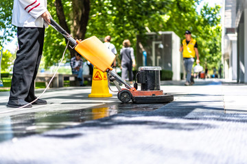 clean floor with machine