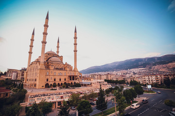 Fototapeta na wymiar turkey maras mosque and muslim house