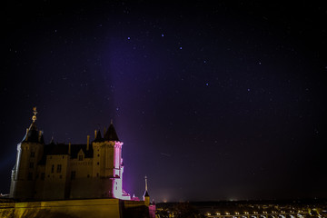 Ch&acirc;teau sous la vo&ucirc;te c&eacute;leste 