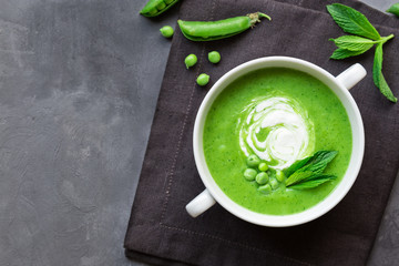 Green pea and mint soup