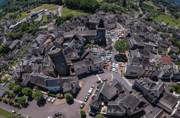 Allassac (Corr&egrave;ze - France) - Exposition de v&eacute;hicules anciens lors du 10&egrave; festival Rockabilly