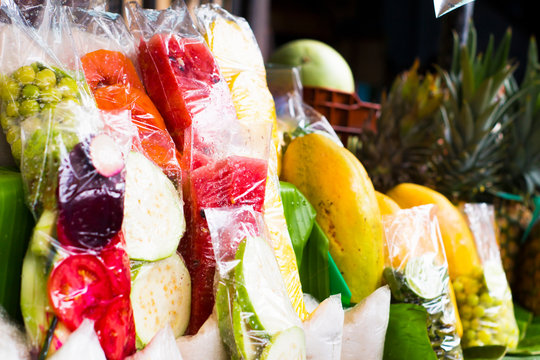 "Green Guava" Bilder – Durchsuchen 322 Archivfotos, Vektorgrafiken und ...