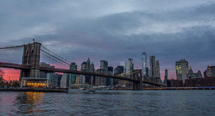 Fototapeta na wymiar Pink sunset in Lower Manhattan