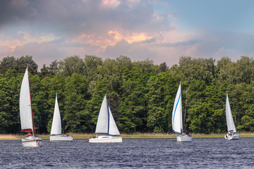 Mazury-kraina 1000 jezior w Polsce © Janusz Lipiński